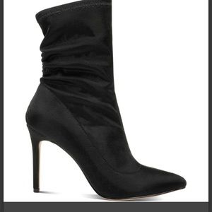 Badgley Mischka Shimmer Boots Size 8